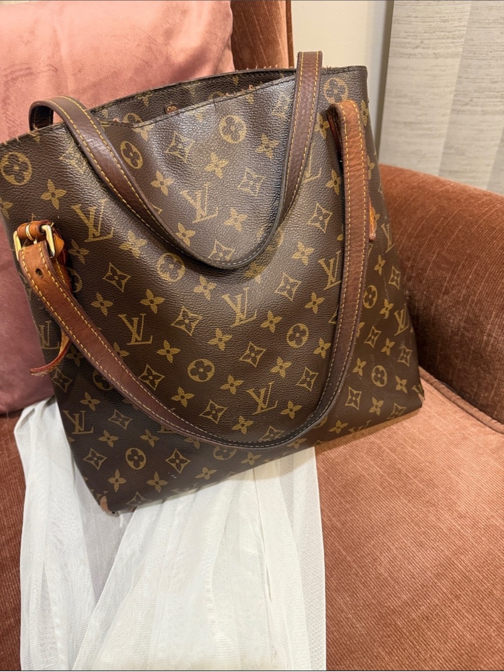 Louis Vuitton Monogram Canvas Shoulder Tote in Brown